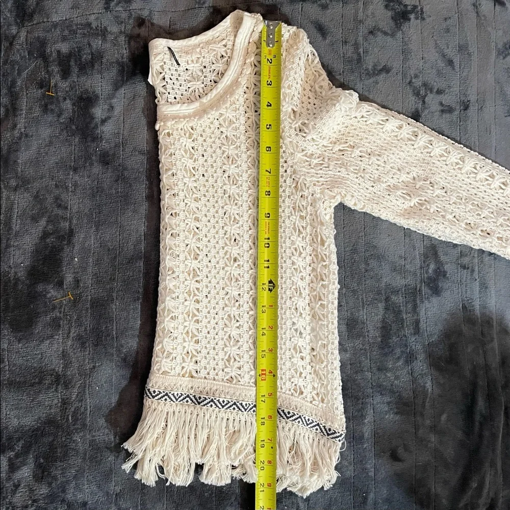 Anthropologie fringe Akemi + Kin knit  top size s